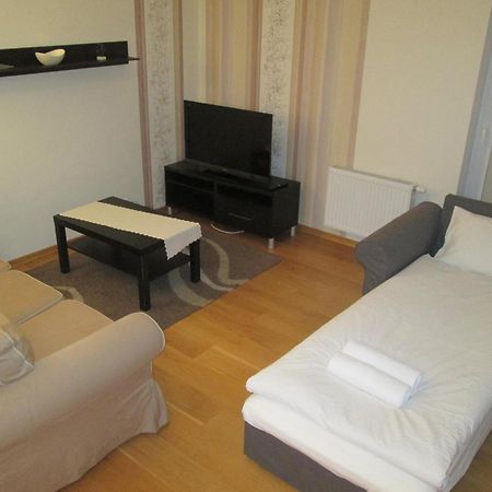 Royal Apartments - Apartamenty Inowroclawska ภายนอก รูปภาพ