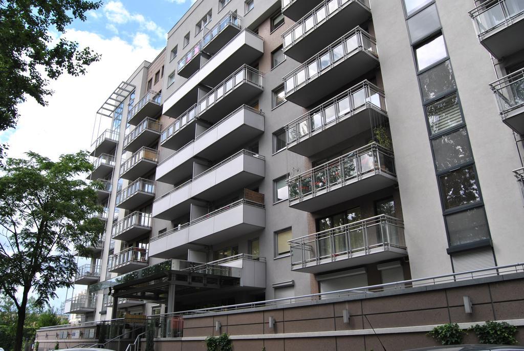 Royal Apartments - Apartamenty Inowroclawska ภายนอก รูปภาพ