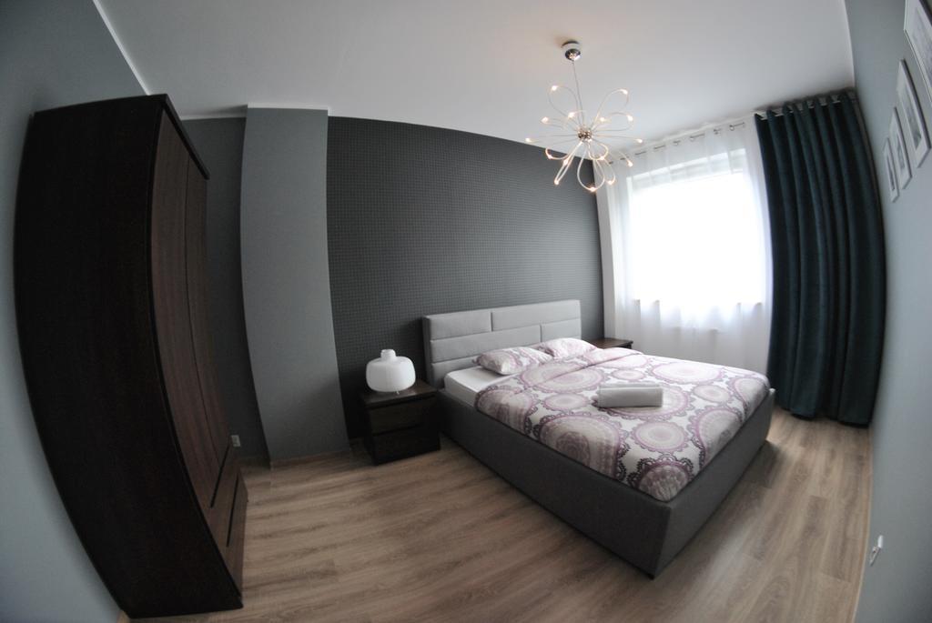 Royal Apartments - Apartamenty Inowroclawska ภายนอก รูปภาพ