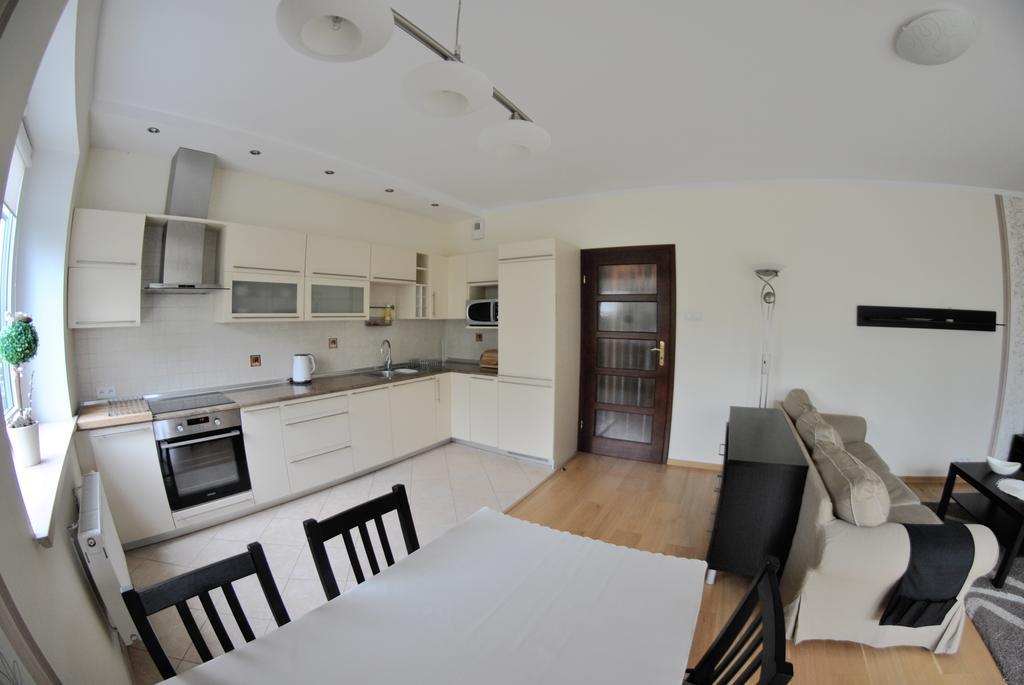Royal Apartments - Apartamenty Inowroclawska ภายนอก รูปภาพ